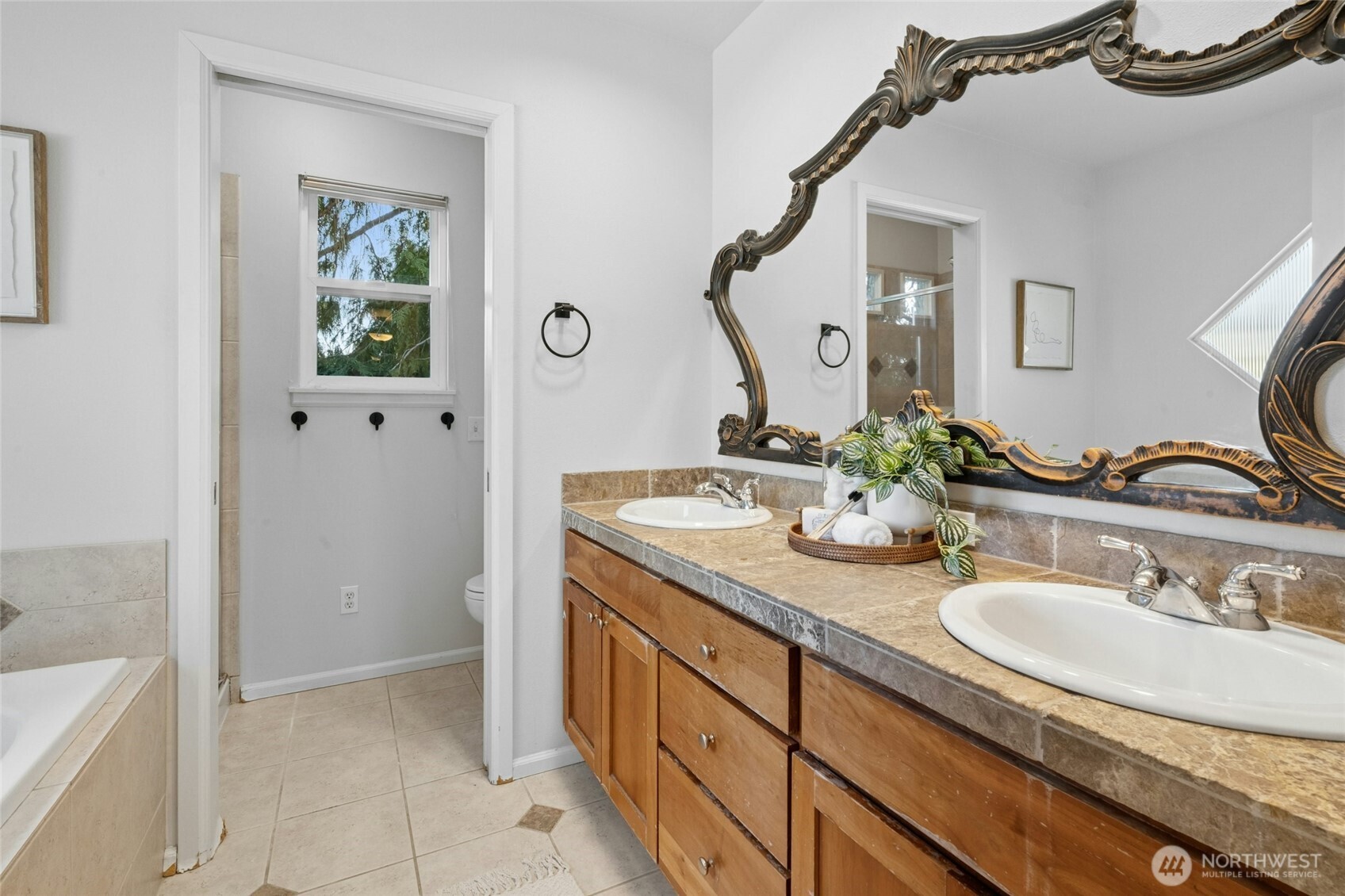 2641 E Valley Street , Seattle, WA 98112-4154