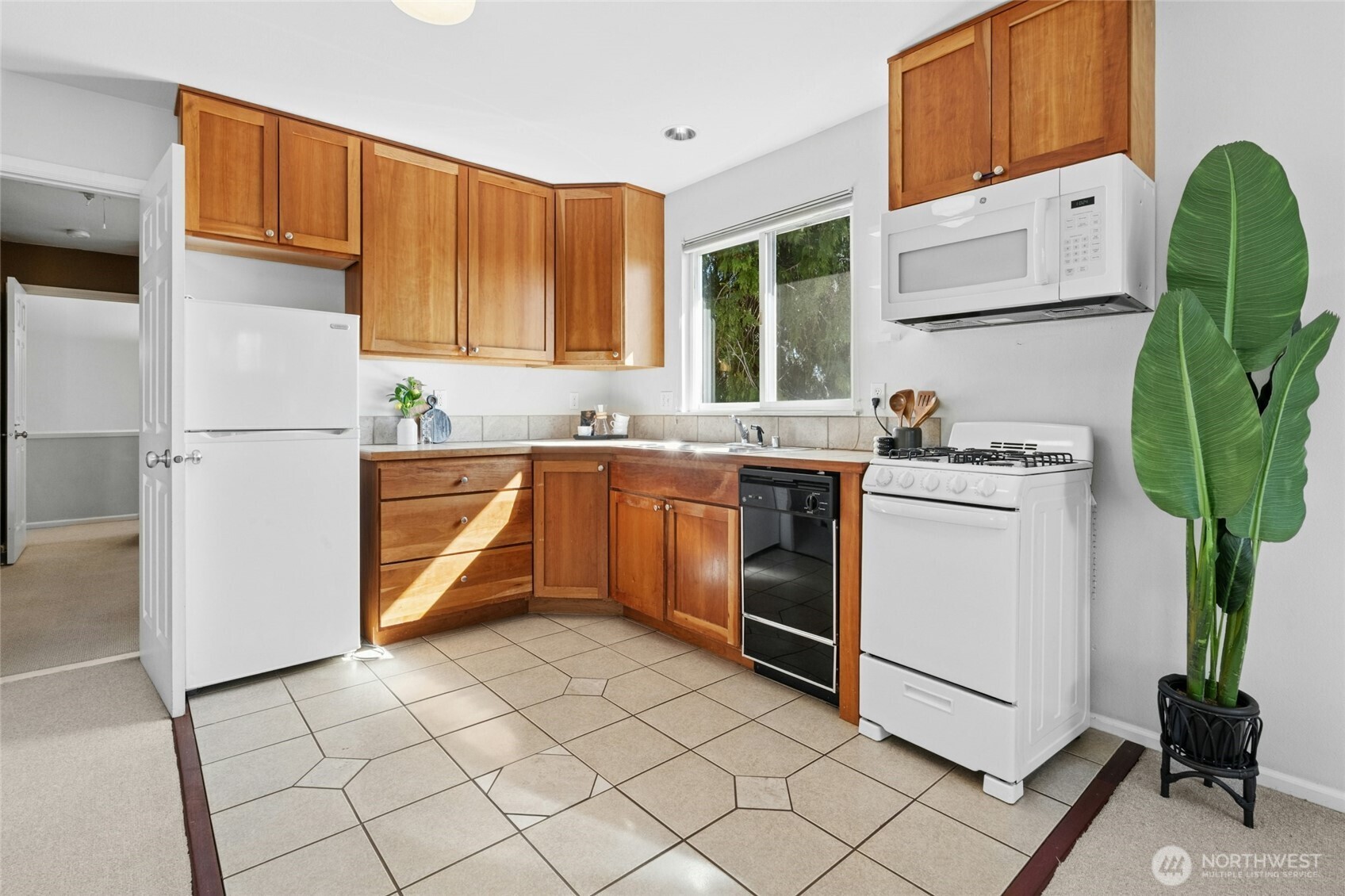 2641 E Valley Street , Seattle, WA 98112-4154