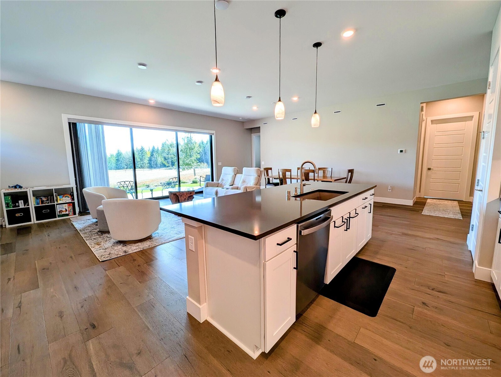 15528 174th Avenue Ct E, Bonney Lake, WA 98391