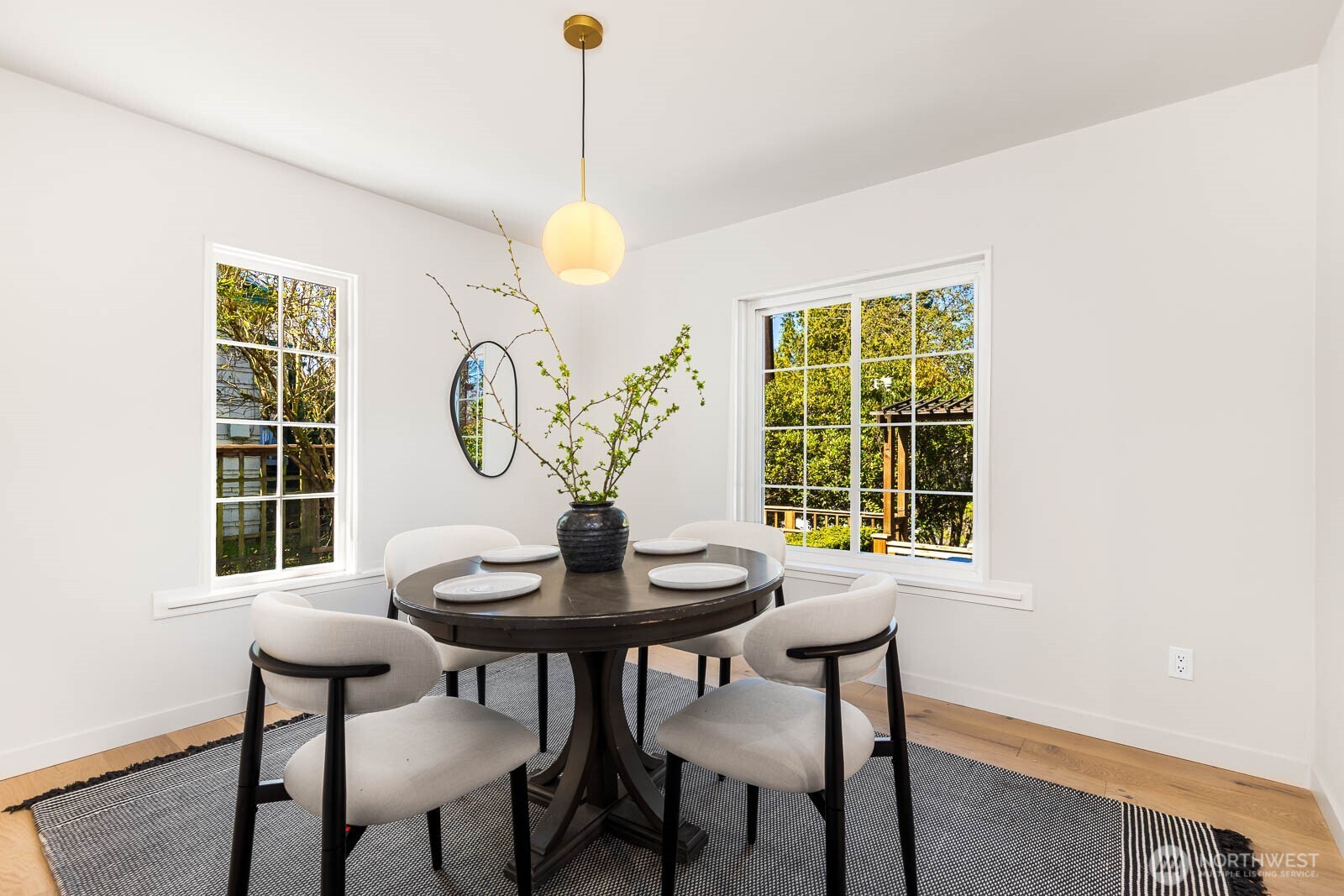 715 NE 60th Street , Seattle, WA 98115