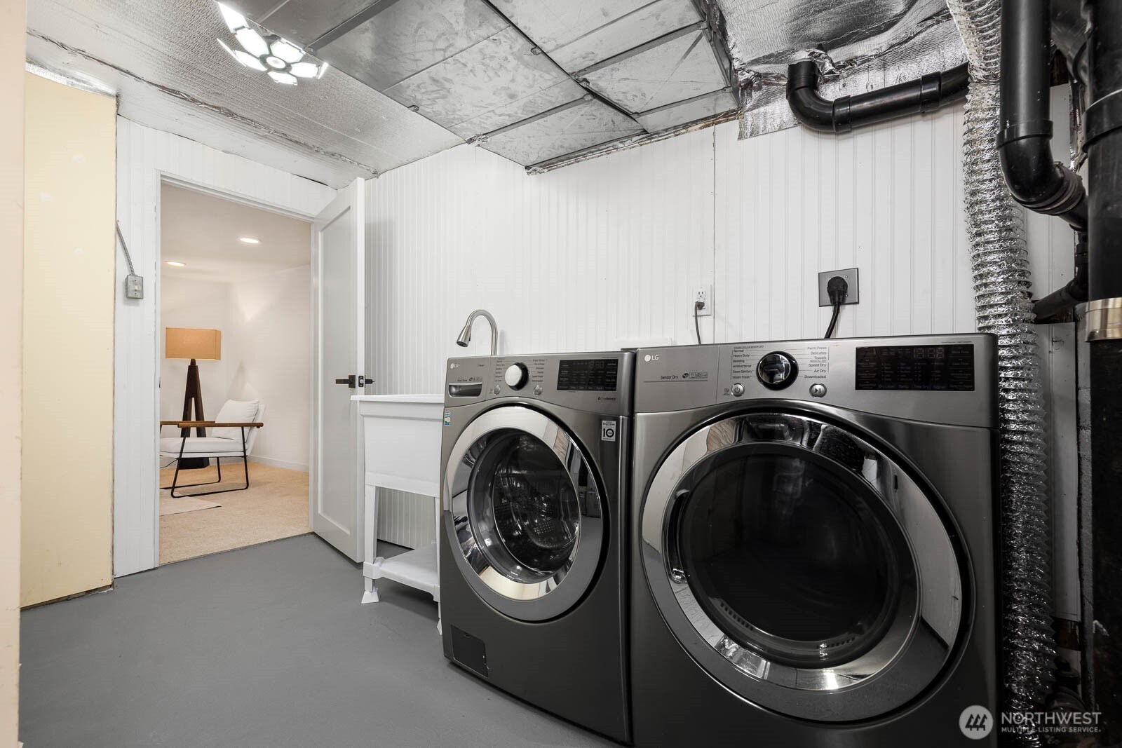 715 NE 60th Street , Seattle, WA 98115