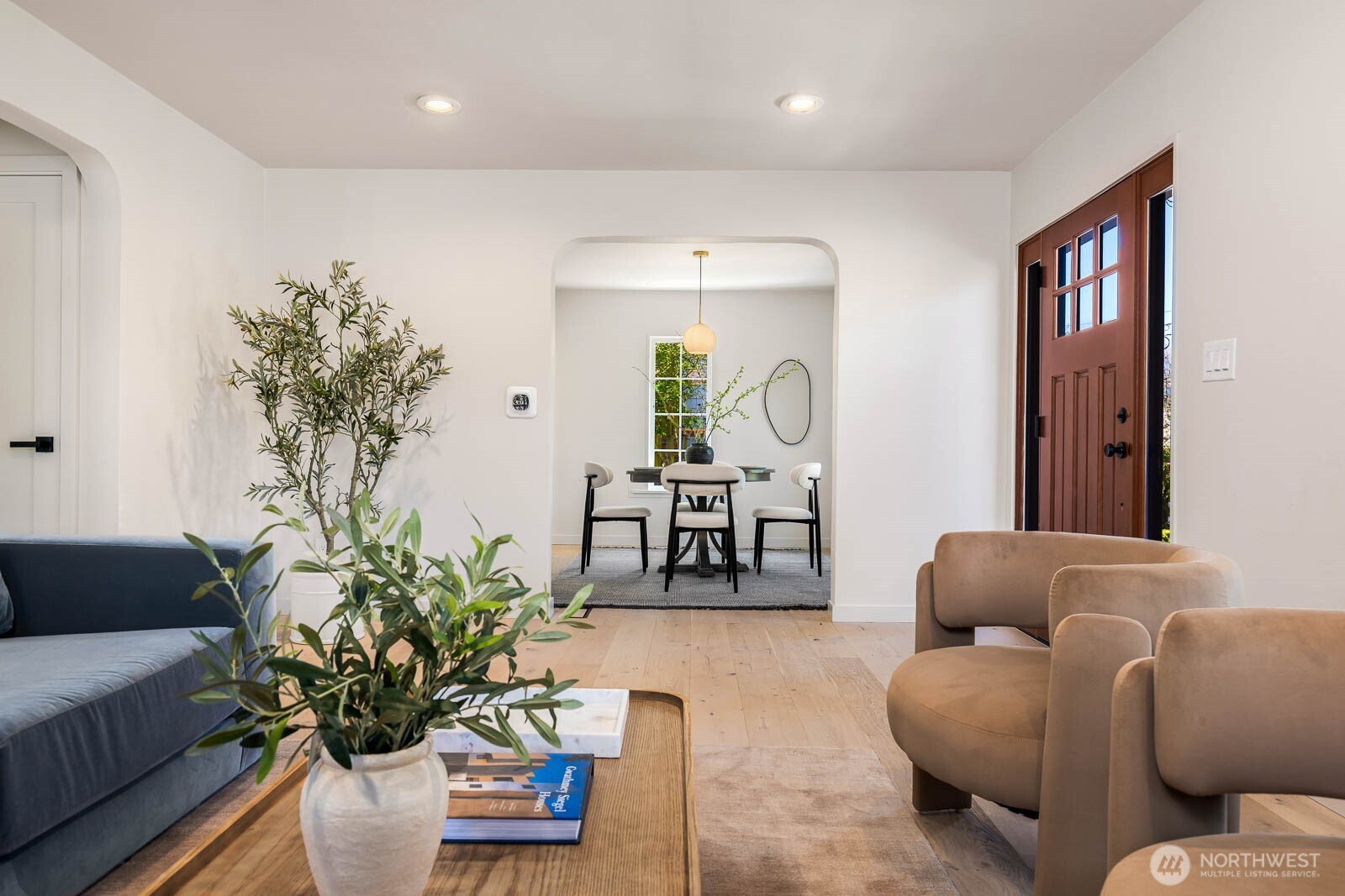 715 NE 60th Street , Seattle, WA 98115