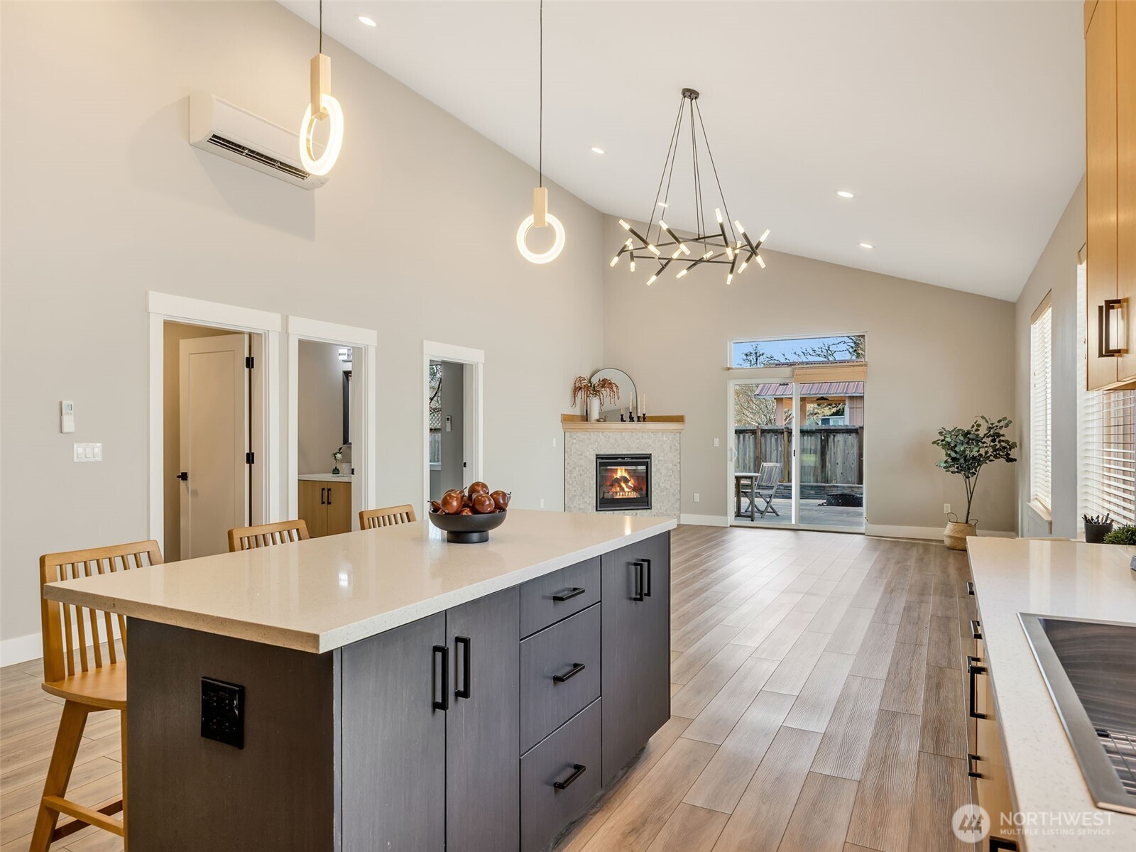 201 24th Street NE, Long Beach, WA 98631