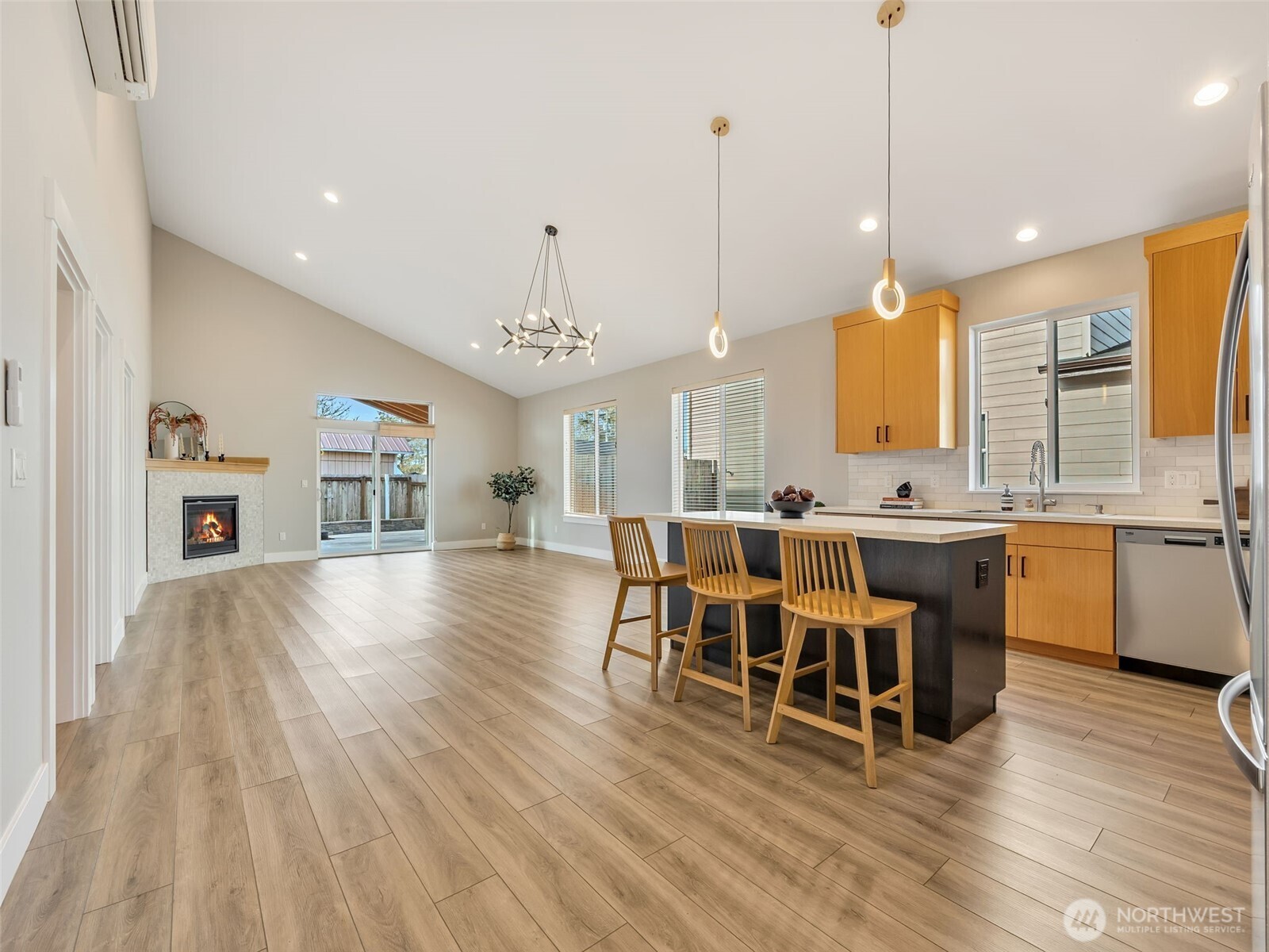 201 24th Street NE, Long Beach, WA 98631