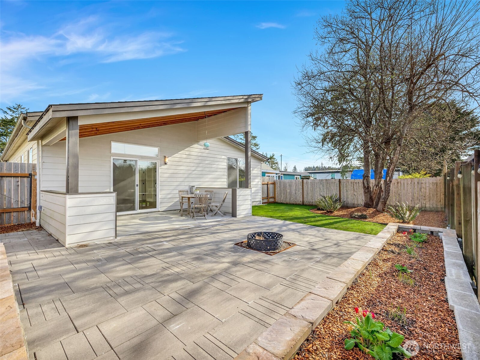 201 24th Street NE, Long Beach, WA 98631