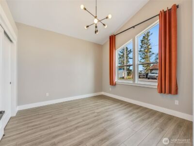 201 24th Street NE, Long Beach, WA 98631 - Photo 5