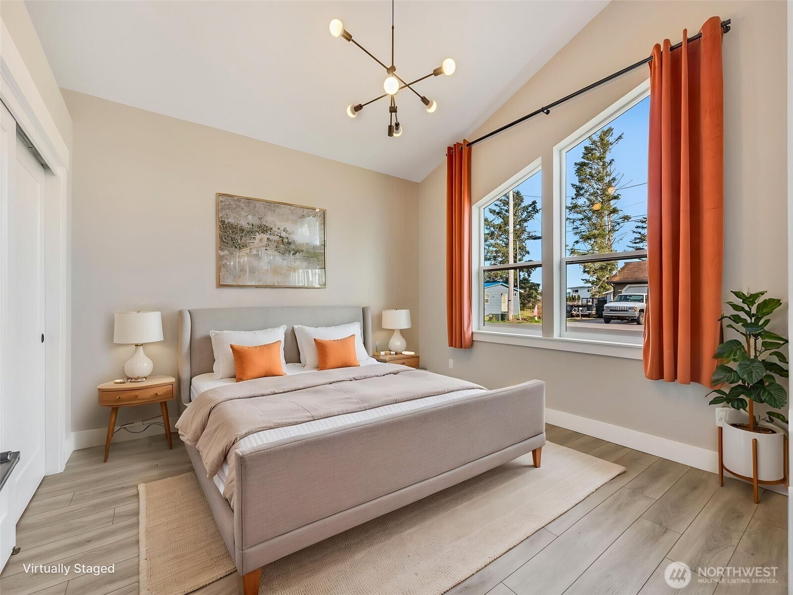 201 24th Street NE, Long Beach, WA 98631