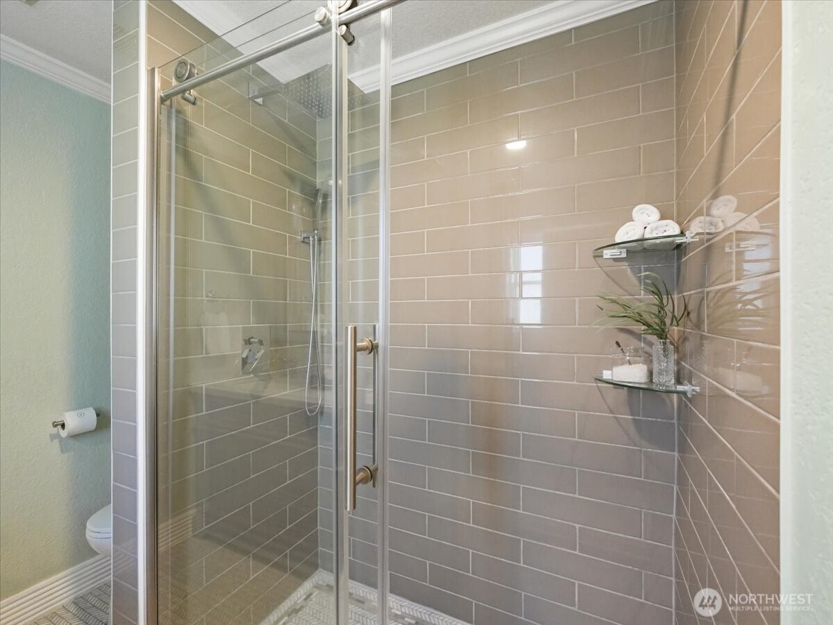 38240 47th Avenue S, Auburn, WA 98001