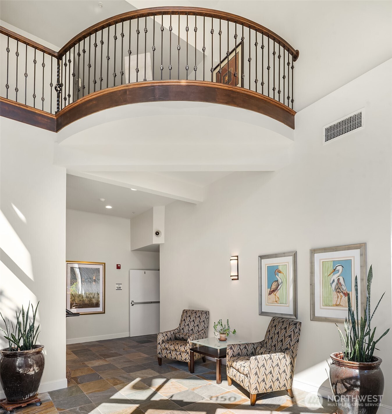 3150 W Government Way #209, Seattle, WA 98199