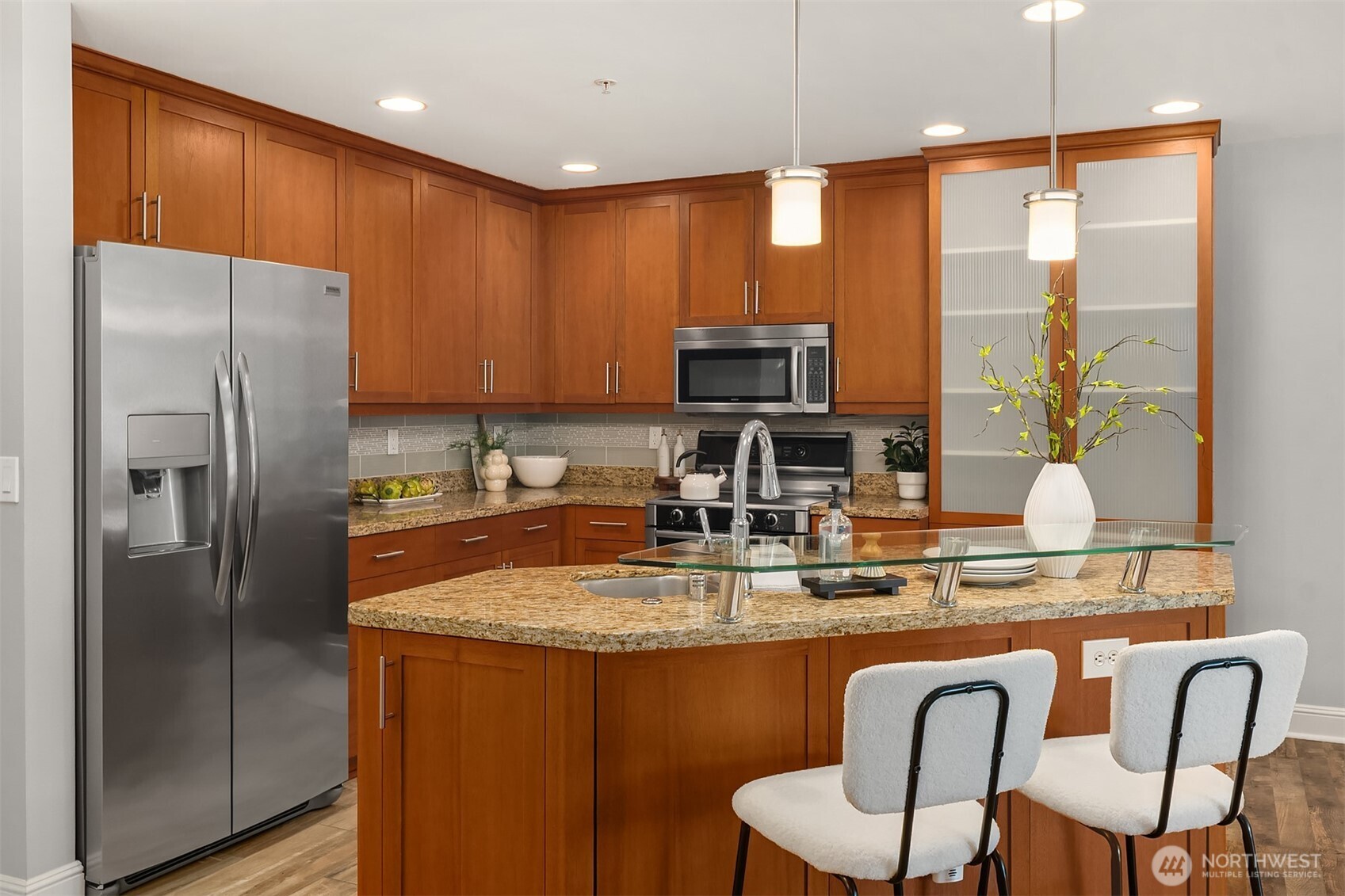 3150 W Government Way #209, Seattle, WA 98199