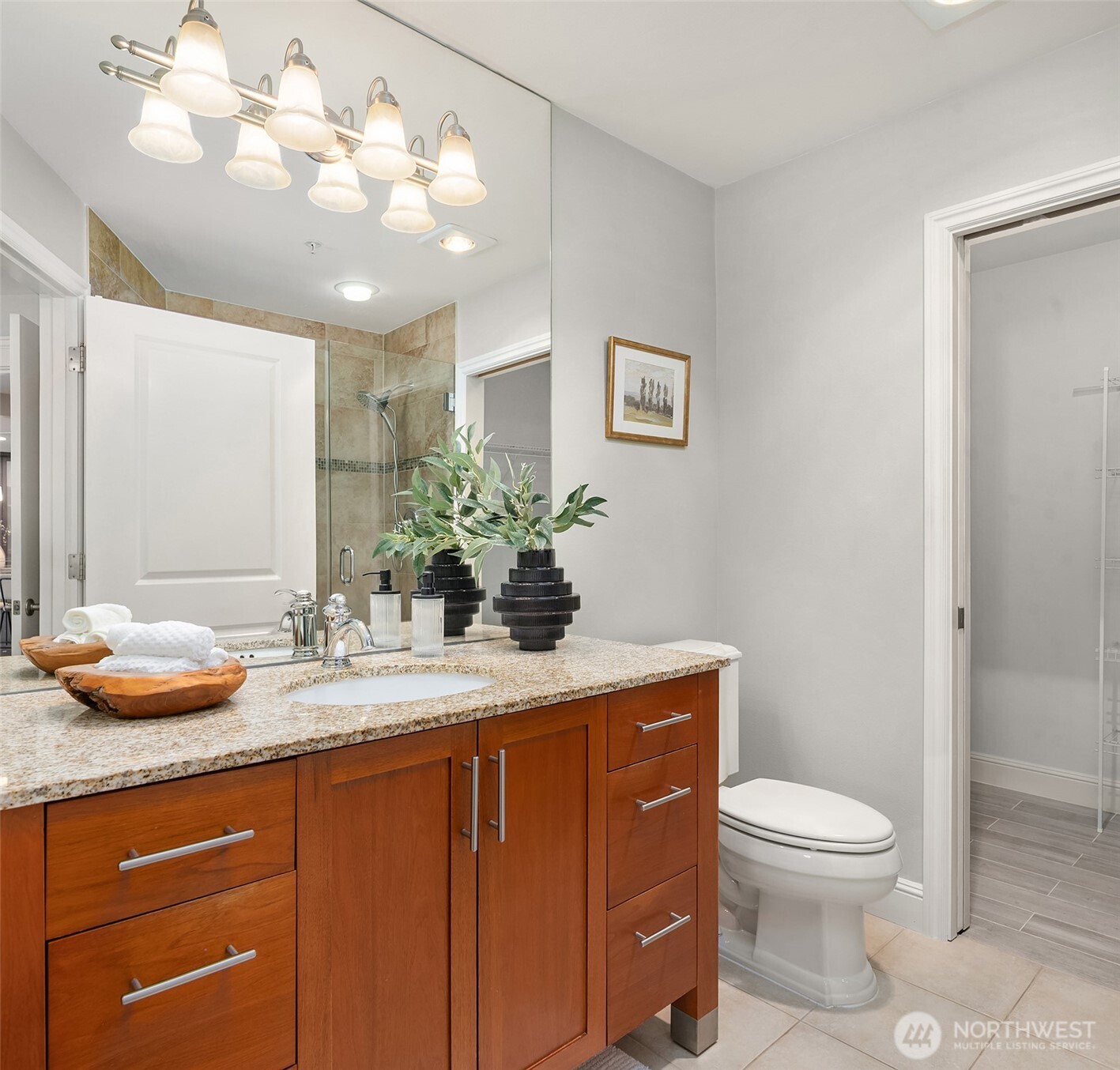 3150 W Government Way #209, Seattle, WA 98199