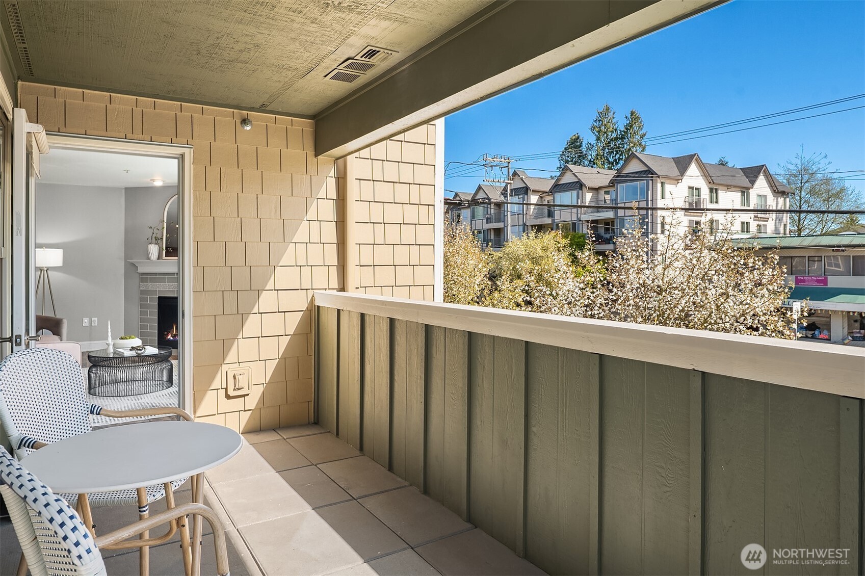 3150 W Government Way #209, Seattle, WA 98199