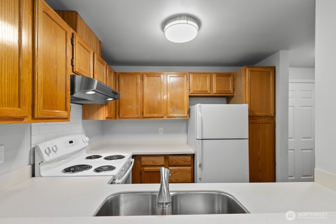 1455 E Harrison Street #C6, Seattle, WA 98112