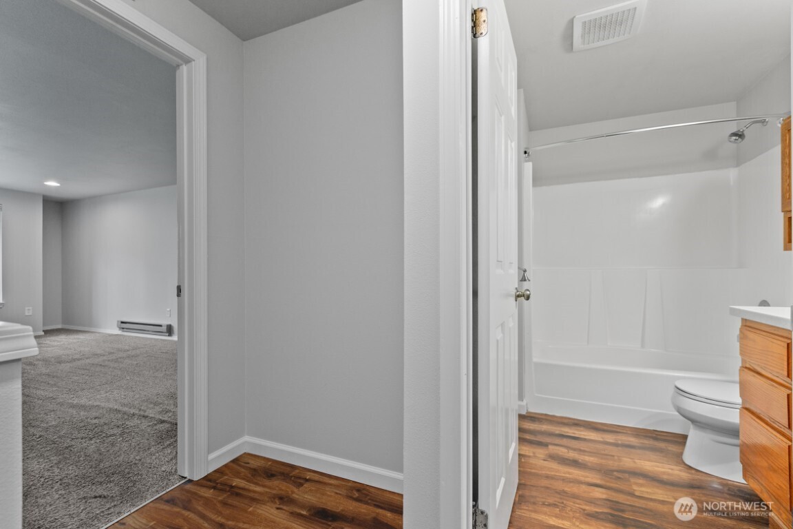 1455 E Harrison Street #C6, Seattle, WA 98112