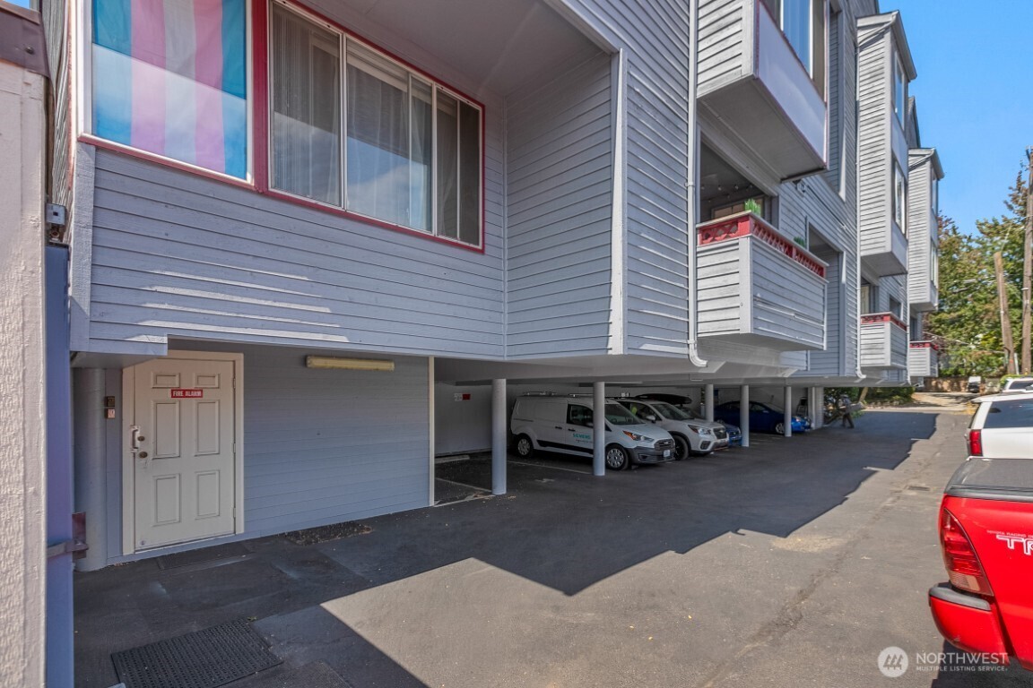 1455 E Harrison Street #C6, Seattle, WA 98112
