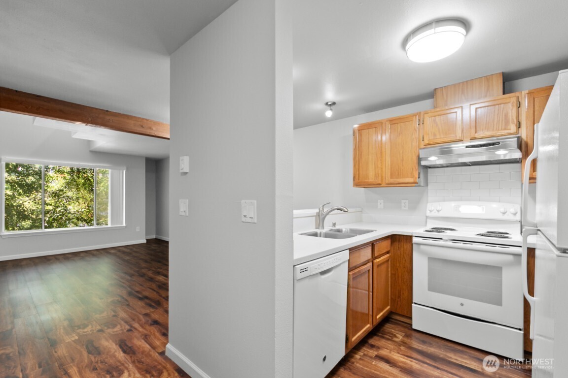 1455 E Harrison Street #C6, Seattle, WA 98112