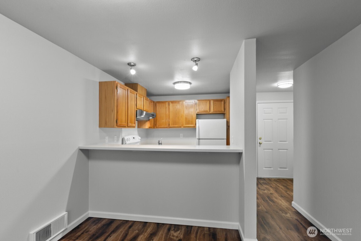 1455 E Harrison Street #C6, Seattle, WA 98112