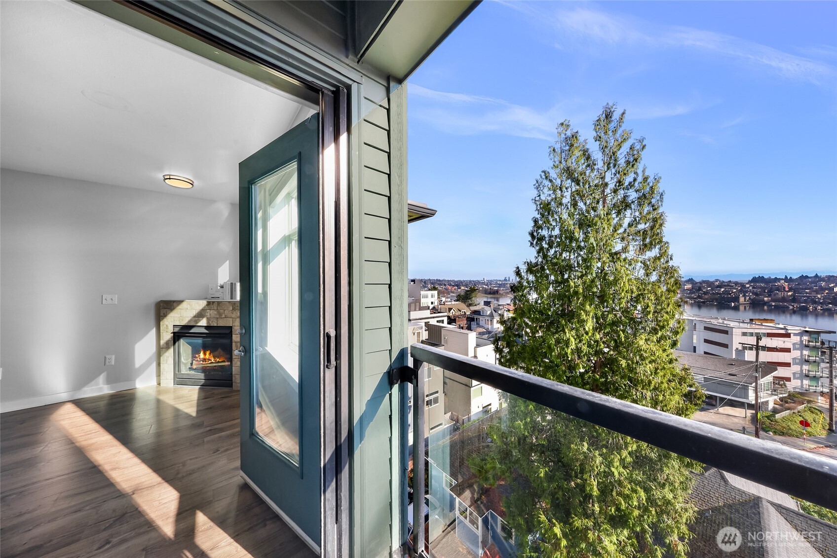 655 Crockett Street #B304, Seattle, WA 98109