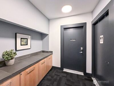 655 Crockett Street #B304, Seattle, WA 98109 - Photo 25