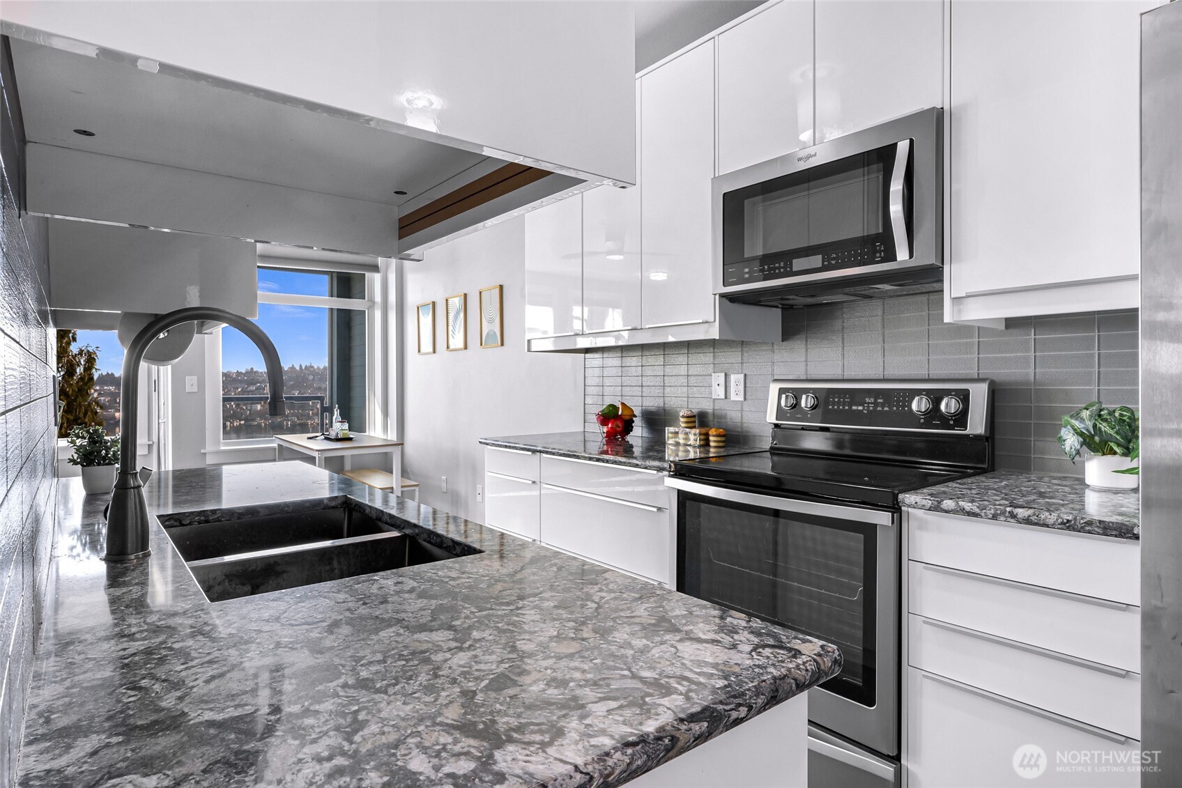 655 Crockett Street #B304, Seattle, WA 98109