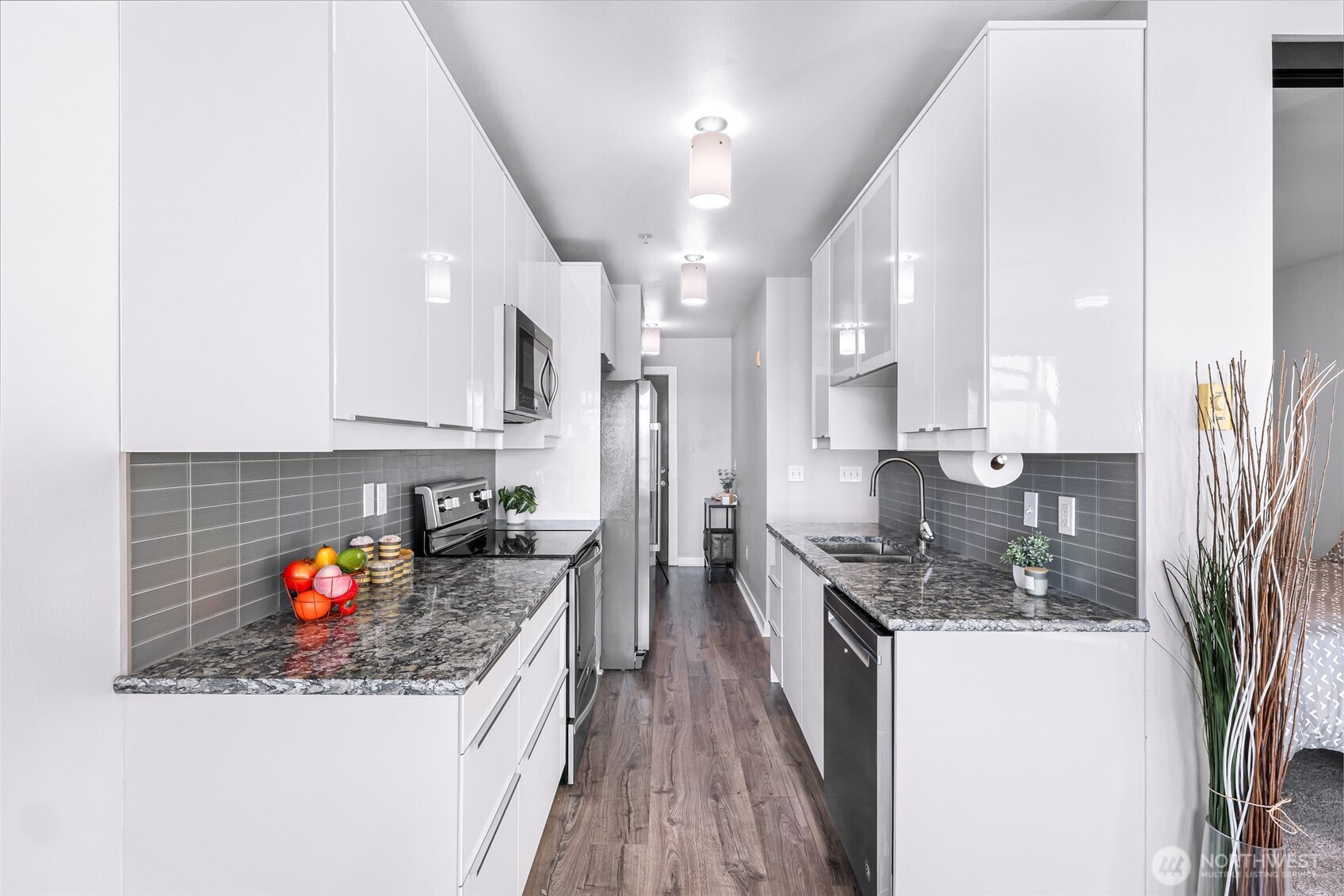 655 Crockett Street #B304, Seattle, WA 98109