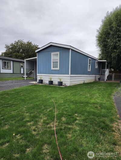 3010 W Peninsula Drive #86, Moses Lake, WA 98837 - Photo 2