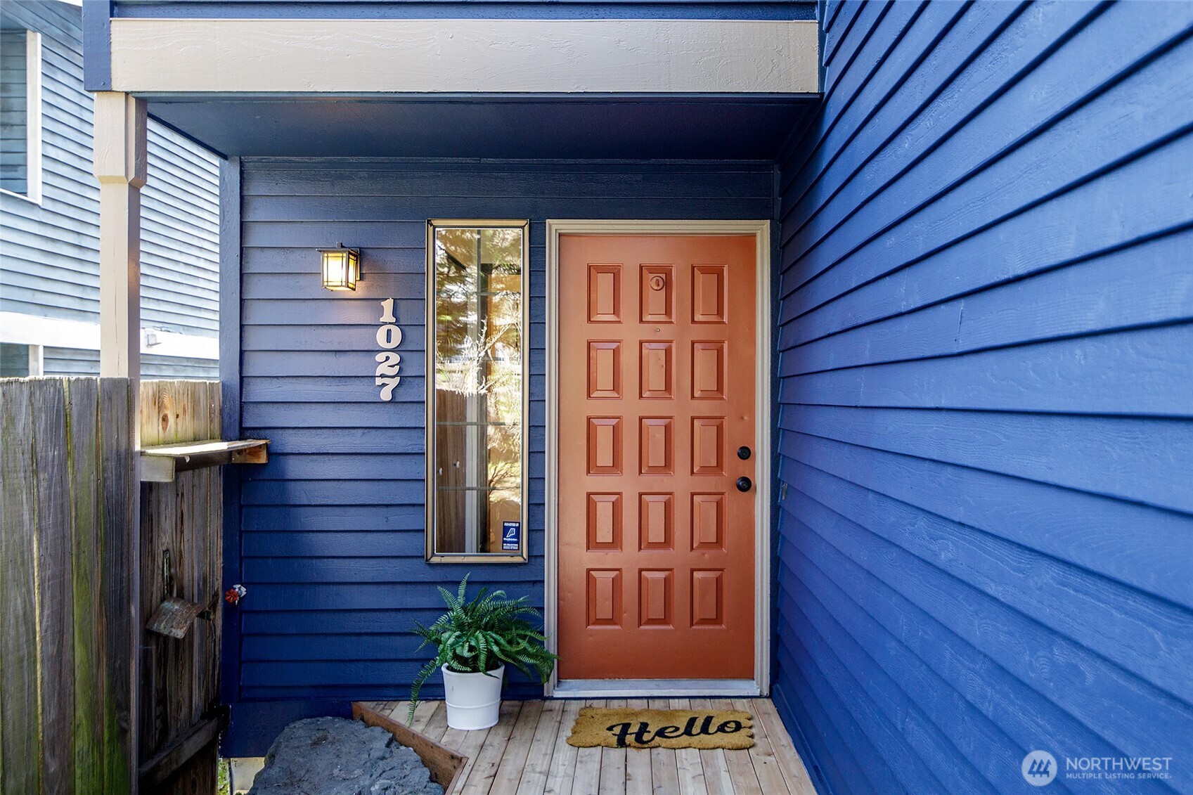 1027 NE 113th Street , Seattle, WA 98125