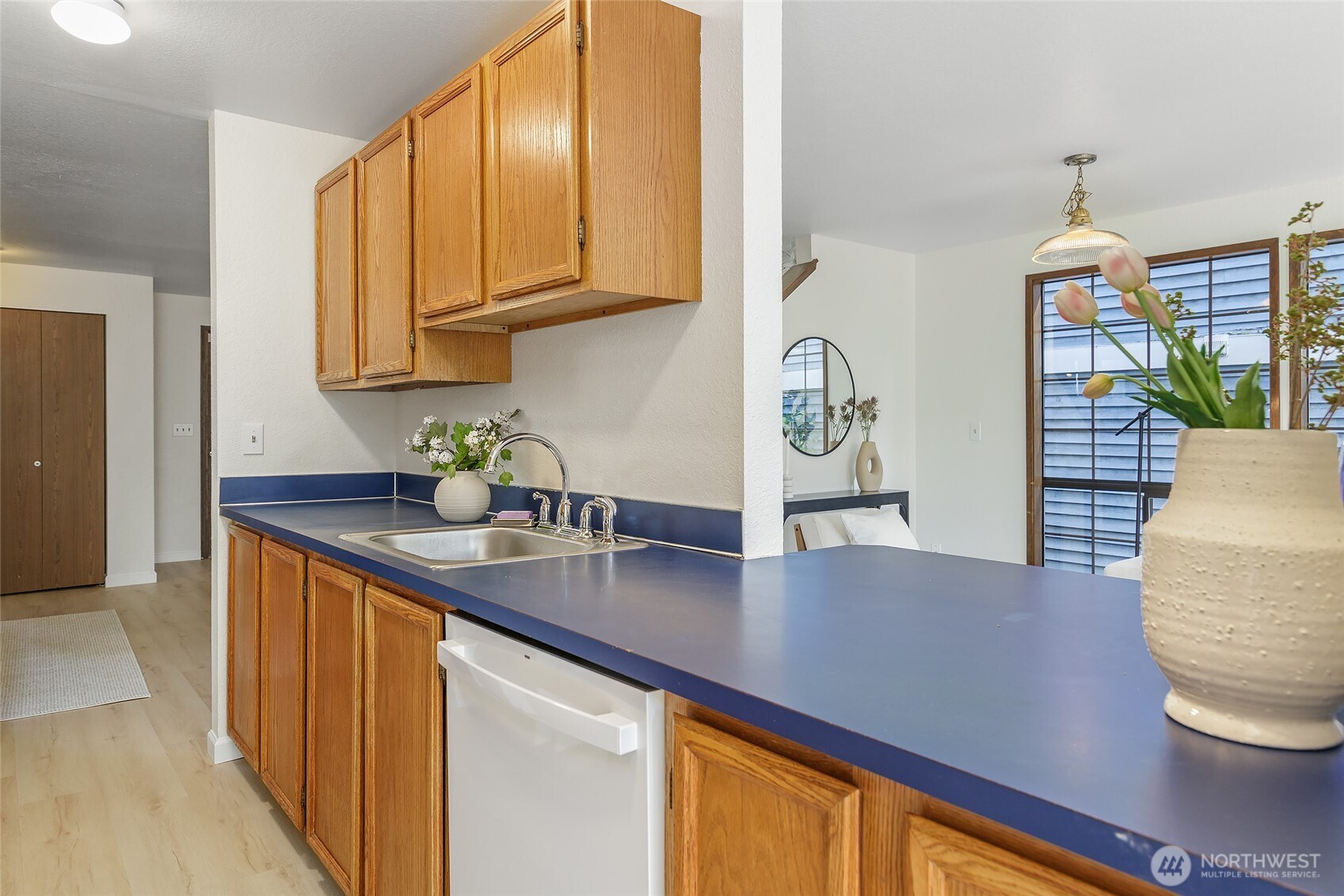 1027 NE 113th Street , Seattle, WA 98125