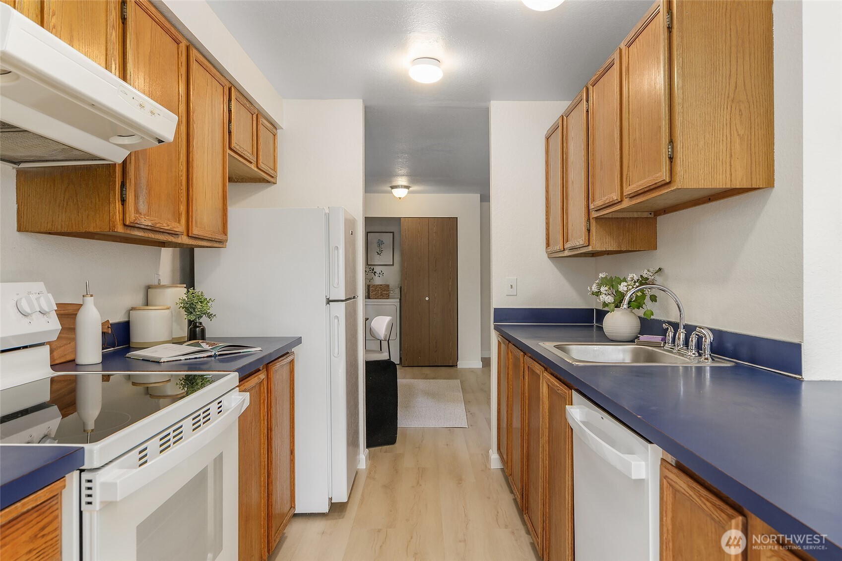 1027 NE 113th Street , Seattle, WA 98125