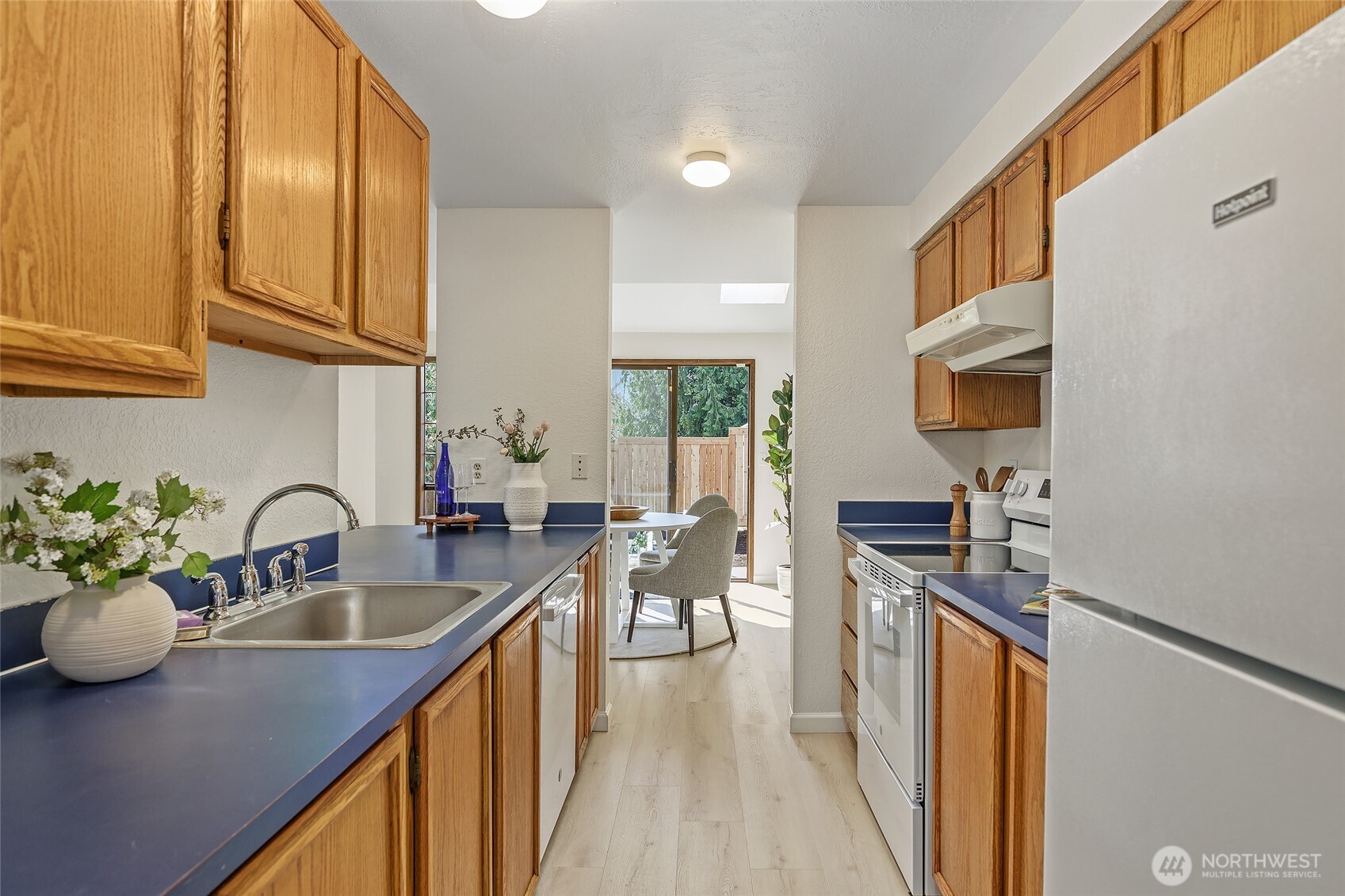 1027 NE 113th Street , Seattle, WA 98125