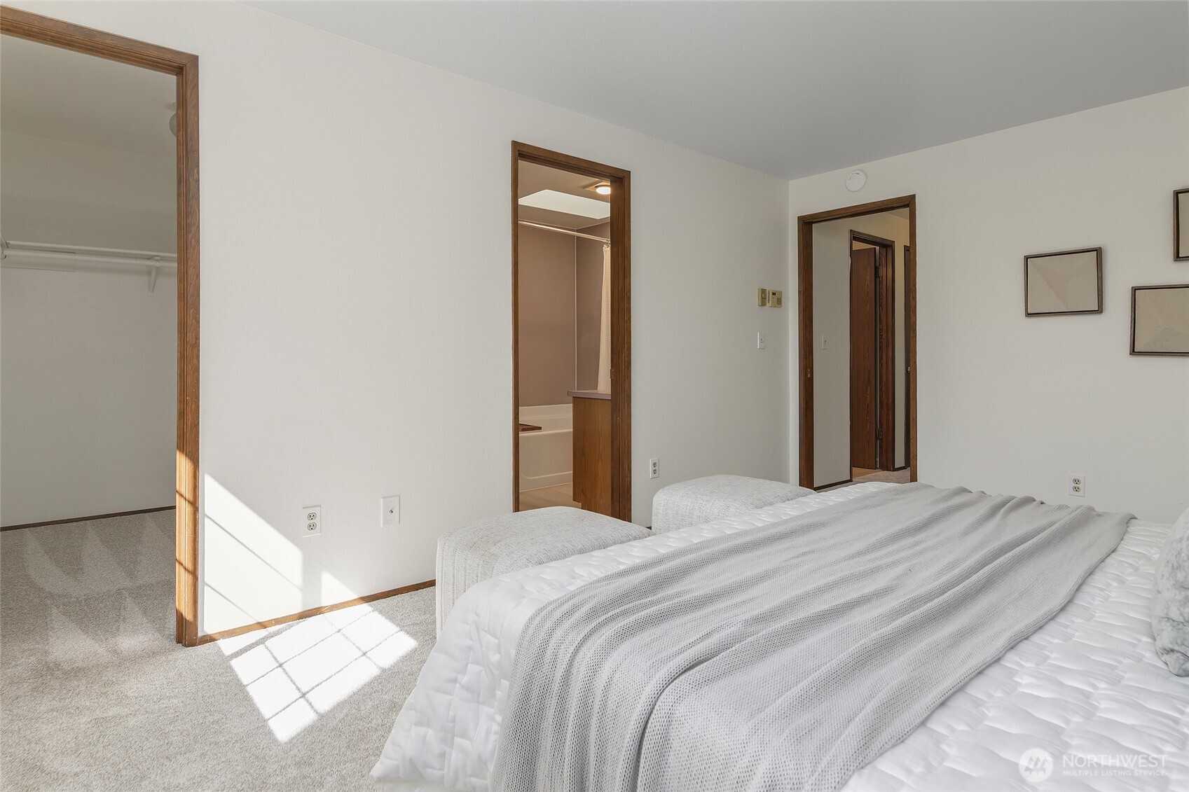 1027 NE 113th Street , Seattle, WA 98125