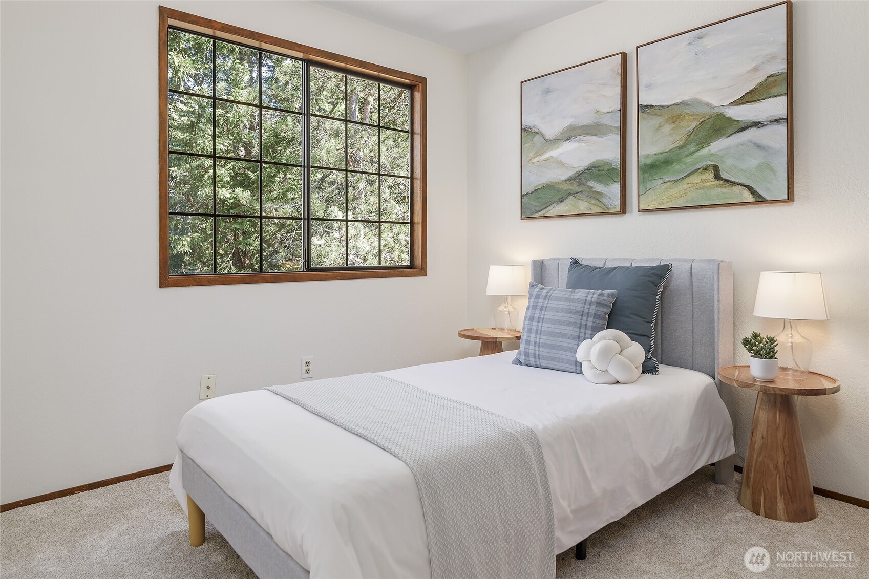 1027 NE 113th Street , Seattle, WA 98125