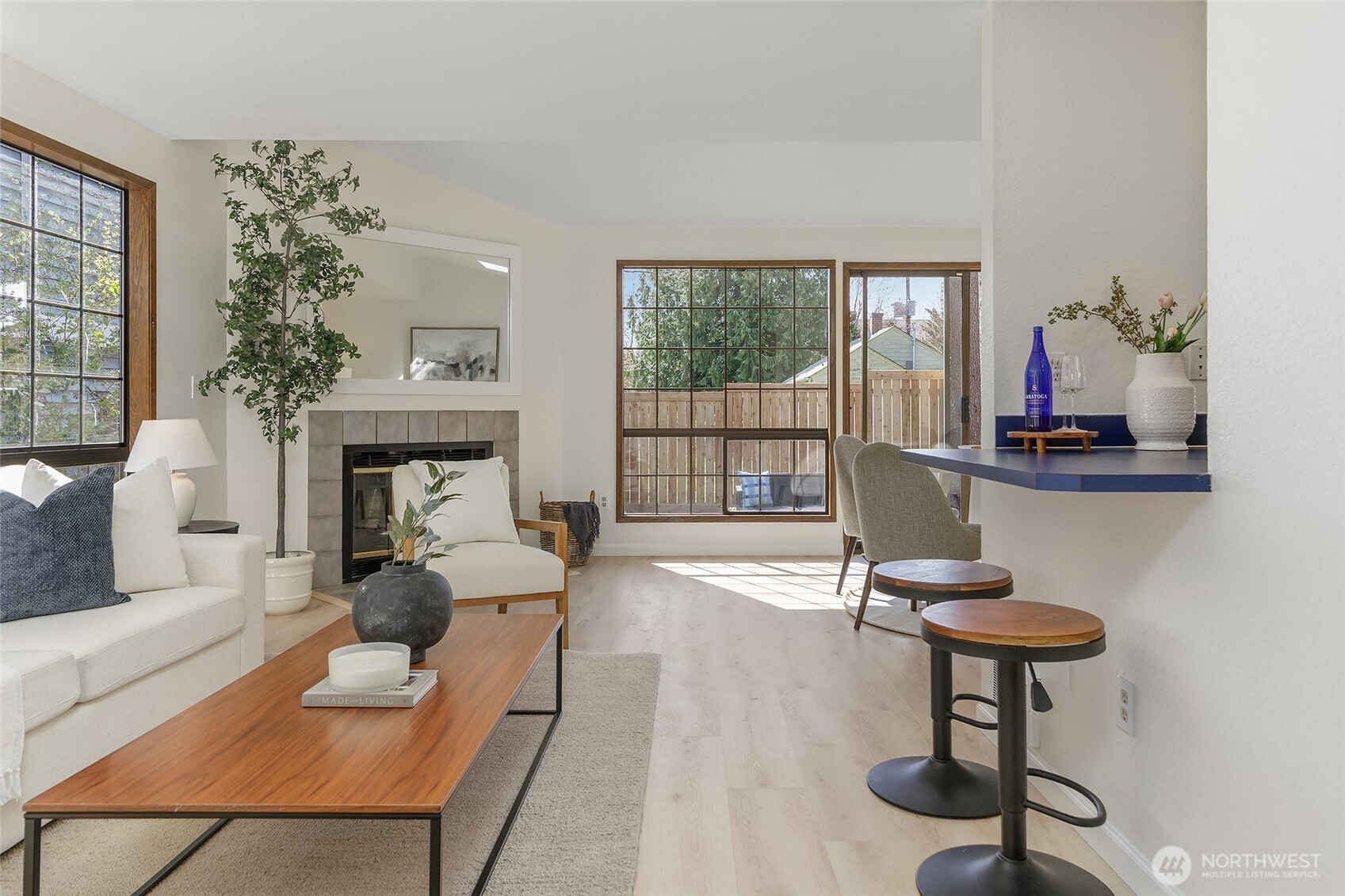 1027 NE 113th Street , Seattle, WA 98125