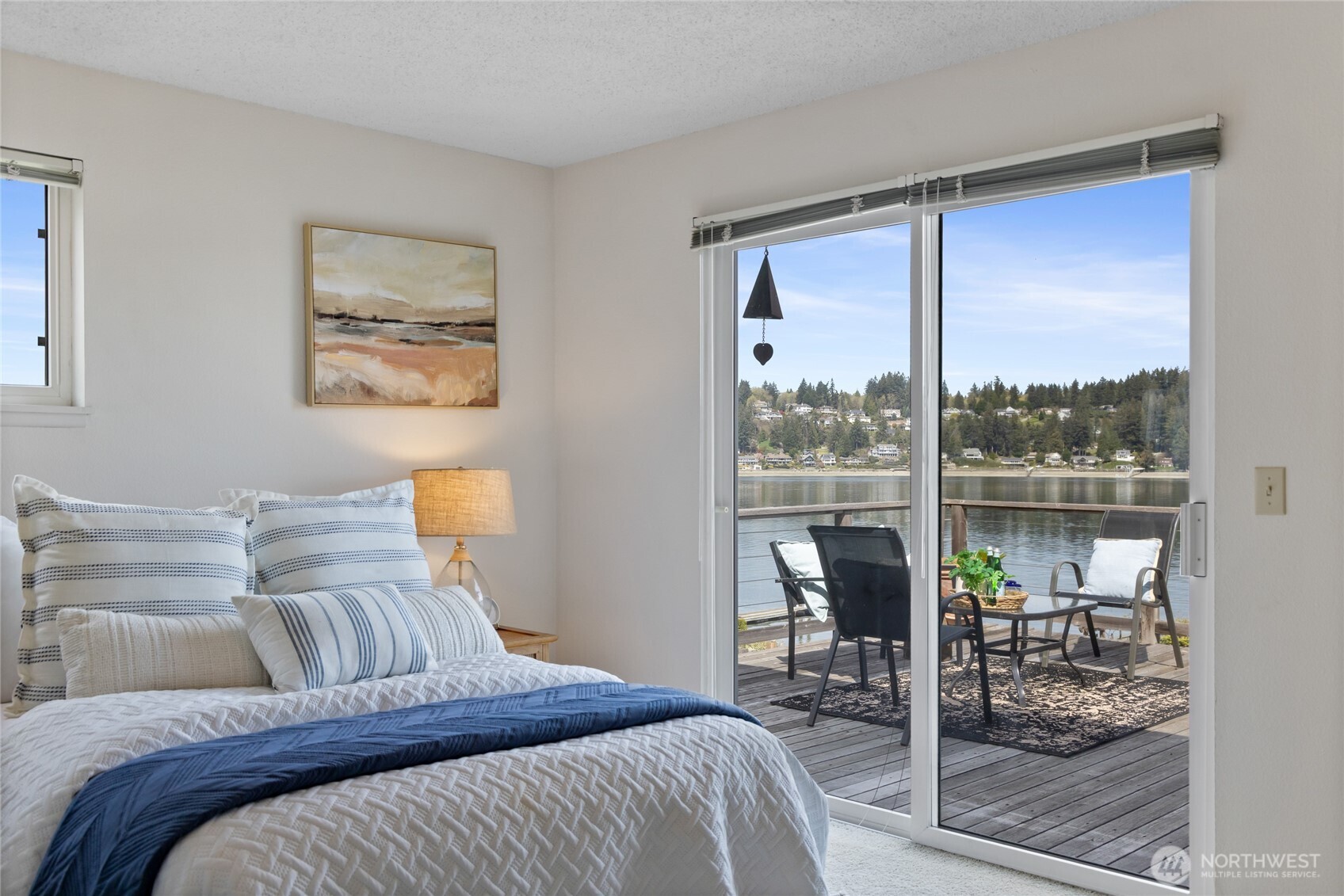 209 Bella Bella Drive , Fox Island, WA 98333