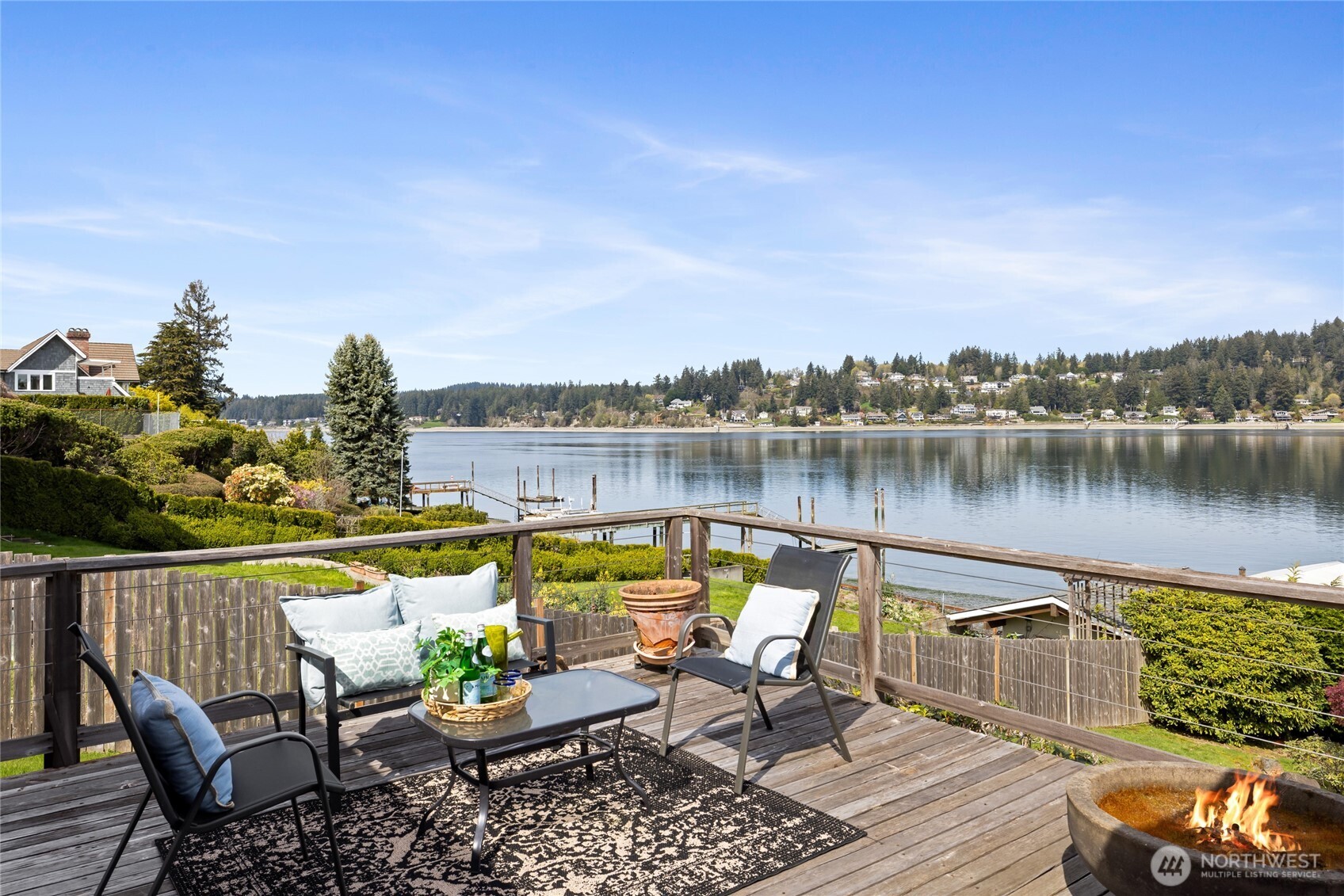 209 Bella Bella Drive , Fox Island, WA 98333