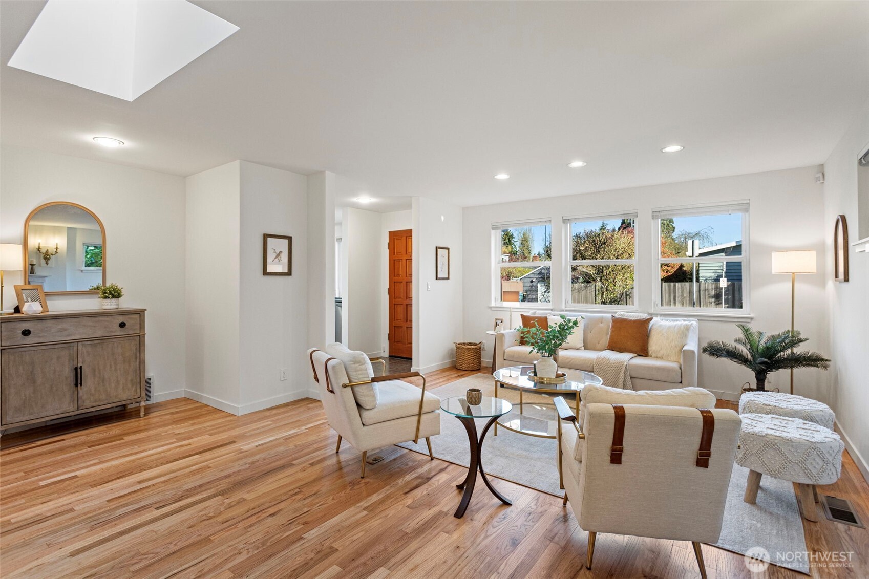 3813 NE 70th Street , Seattle, WA 98115