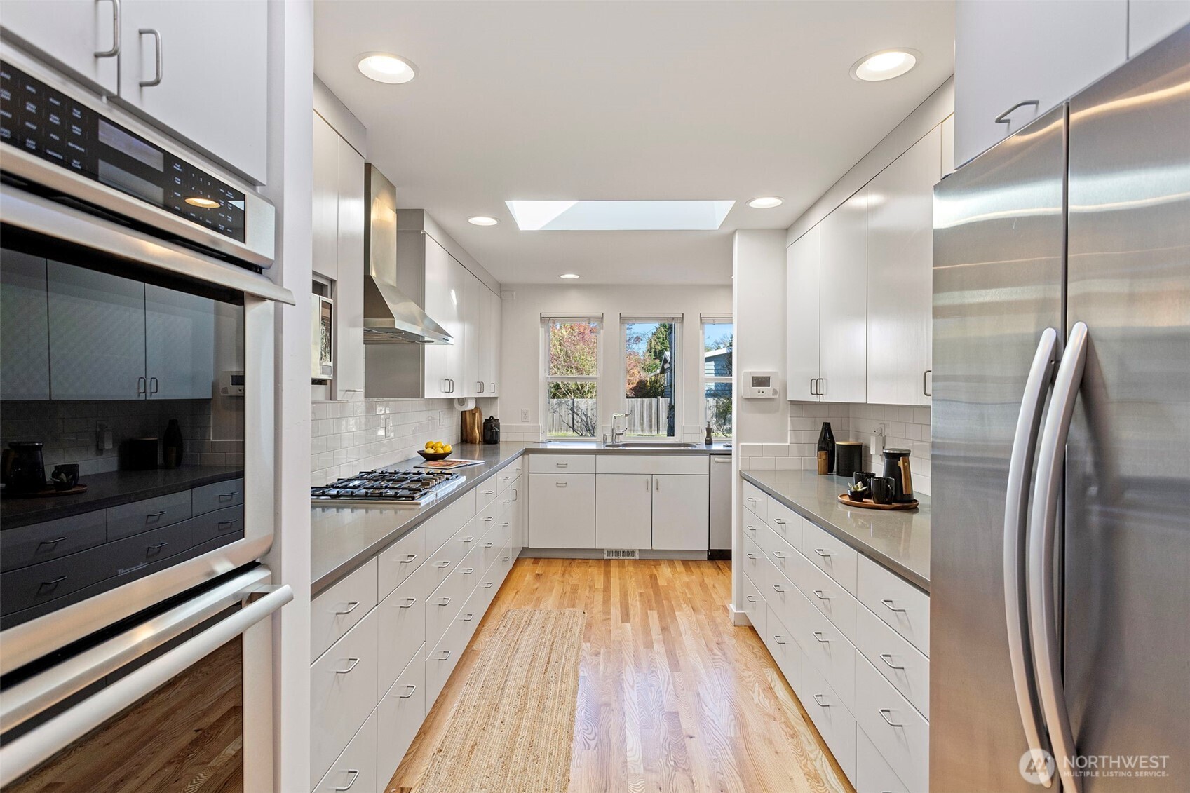 3813 NE 70th Street , Seattle, WA 98115