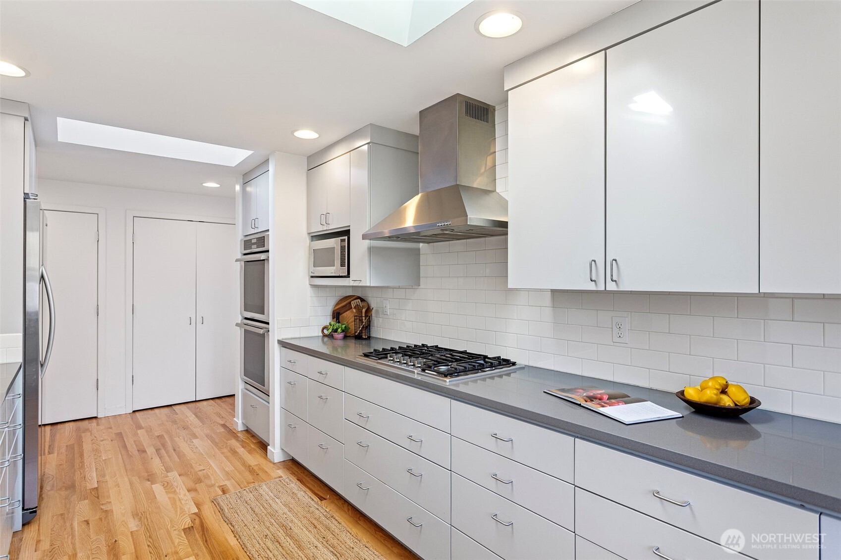 3813 NE 70th Street , Seattle, WA 98115