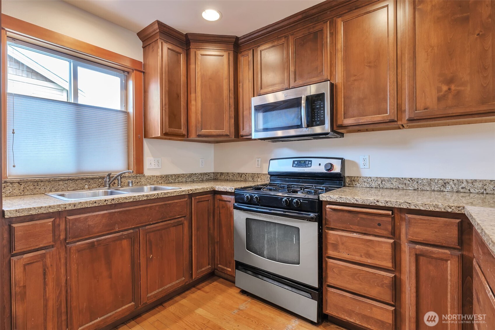 2221 E Spruce Street , Seattle, WA 98122