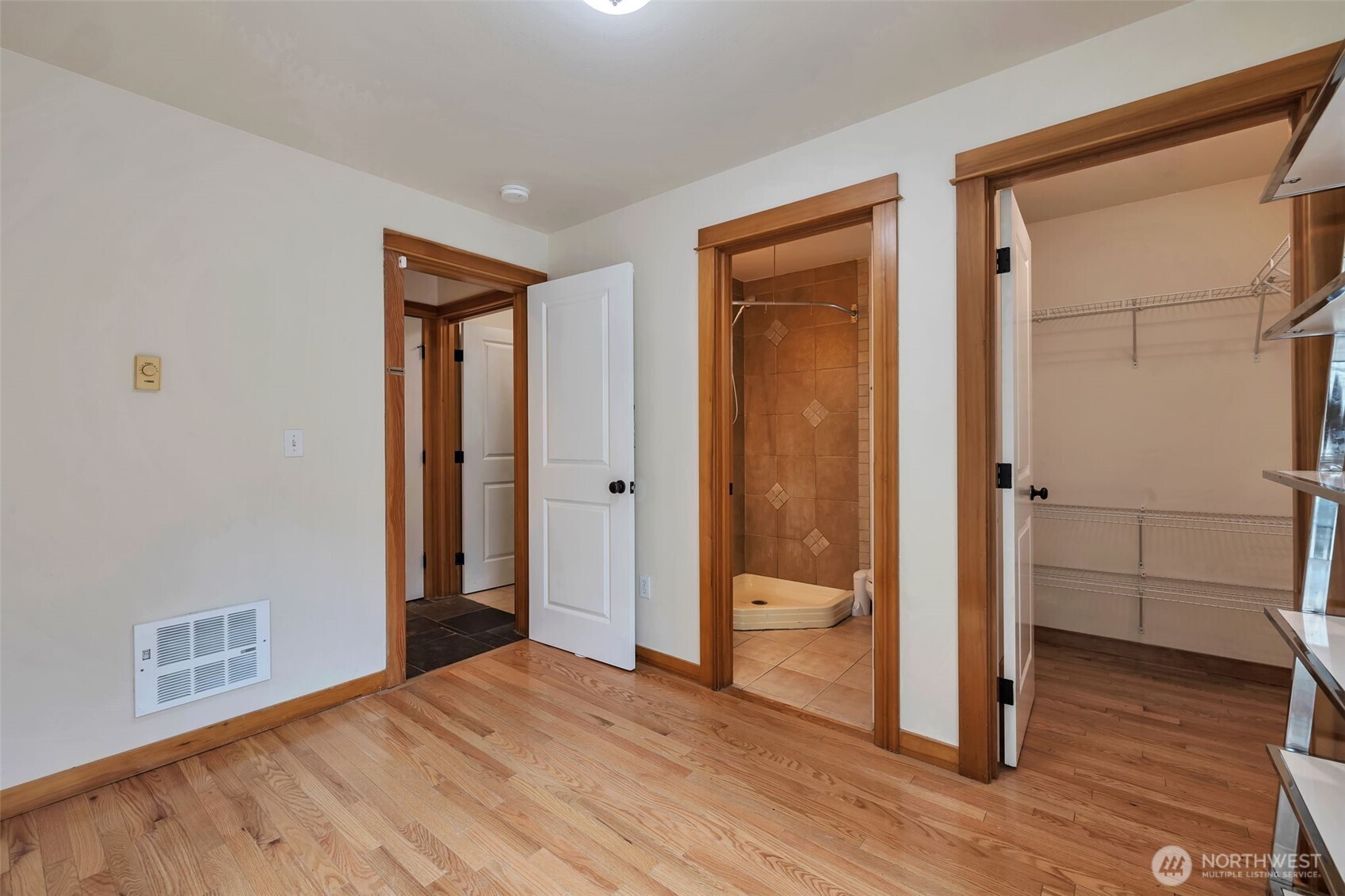 2221 E Spruce Street , Seattle, WA 98122