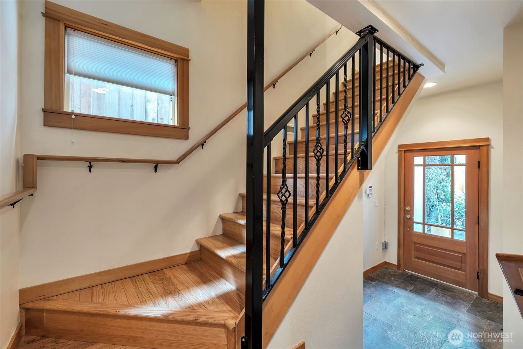 2221 E Spruce Street , Seattle, WA 98122