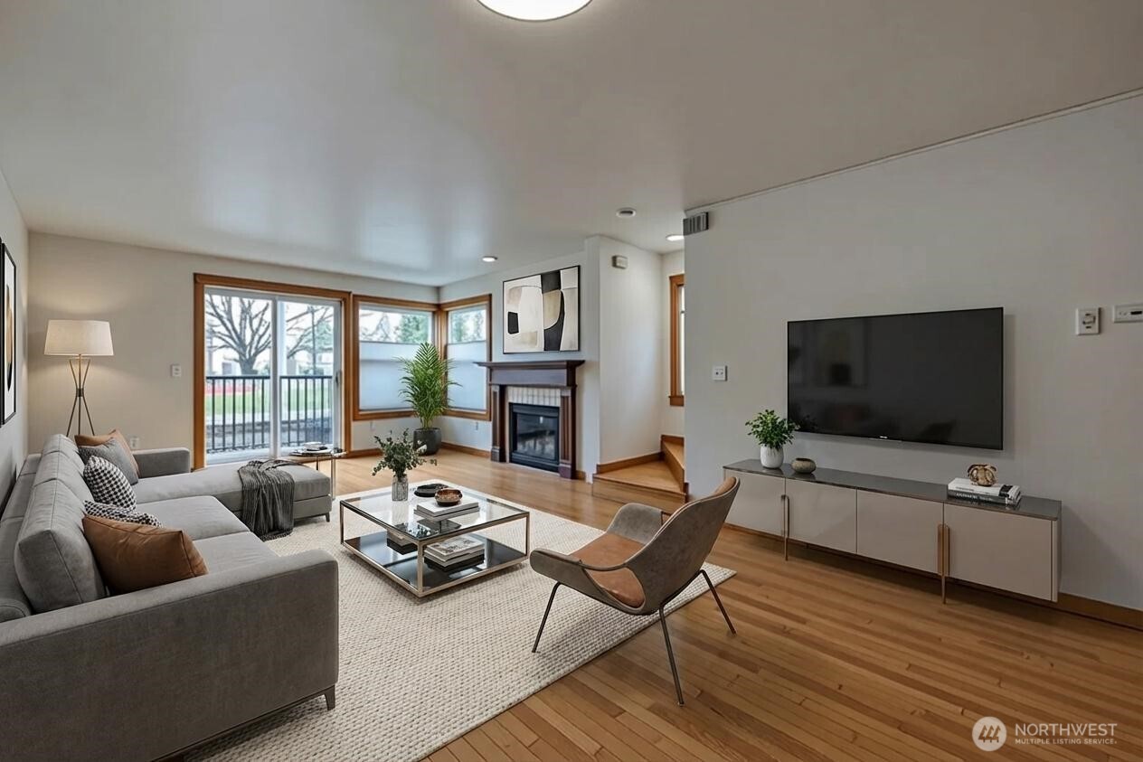 2221 E Spruce Street , Seattle, WA 98122