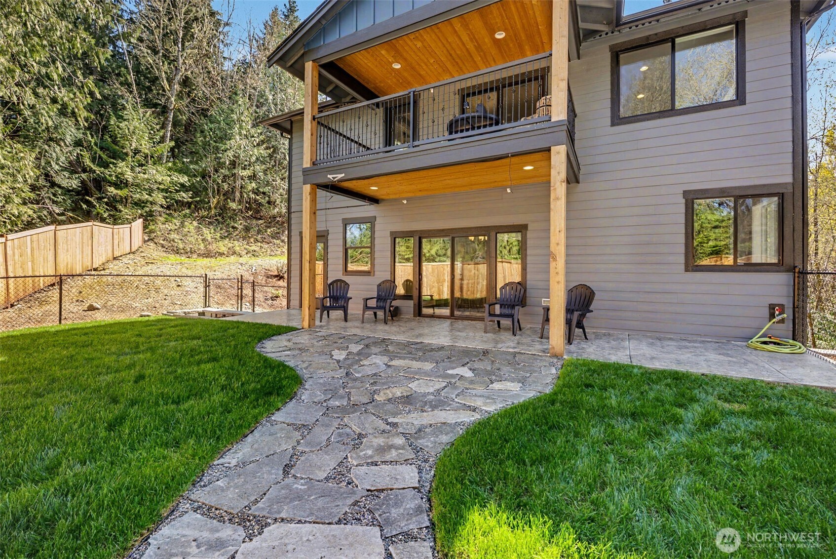 17823 214th Avenue Ct E, Orting, WA 98360