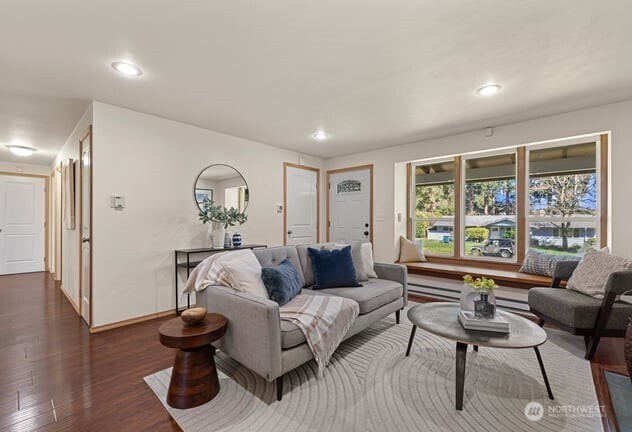 15014 54th Place W, Edmonds, WA 98026