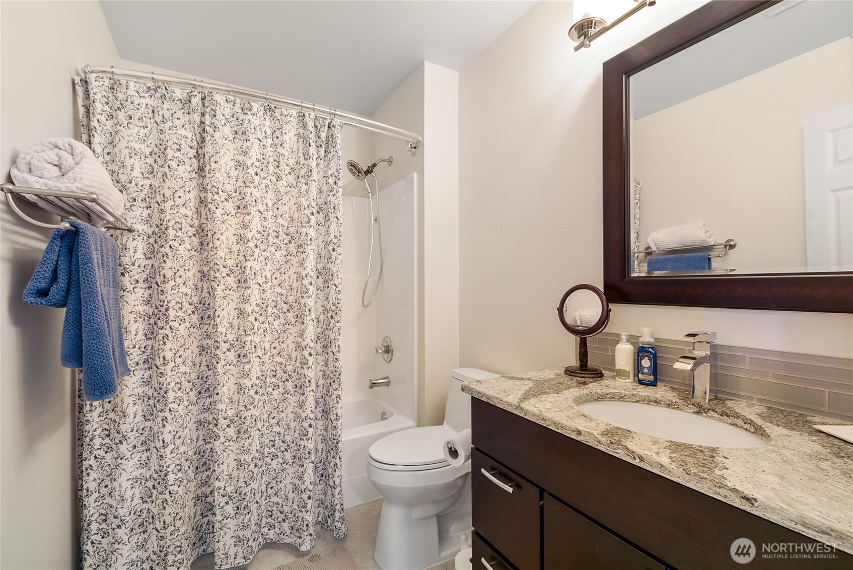 2914 127 Avenue NE, Lake Stevens, WA 98258