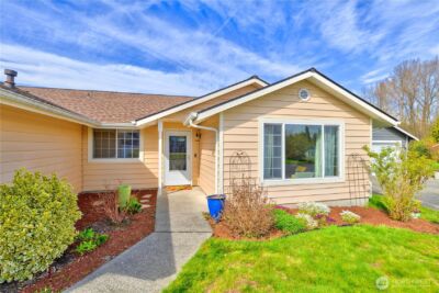 2721 211th Place SW, Lynnwood, WA 98036 - Photo 2
