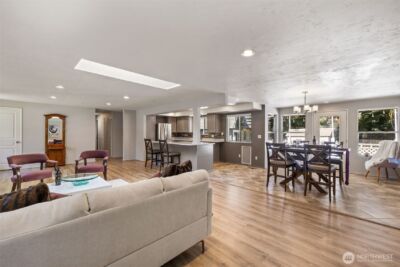 14225 104th Avenue NE, Kirkland, WA 98034-9406 - Photo 9