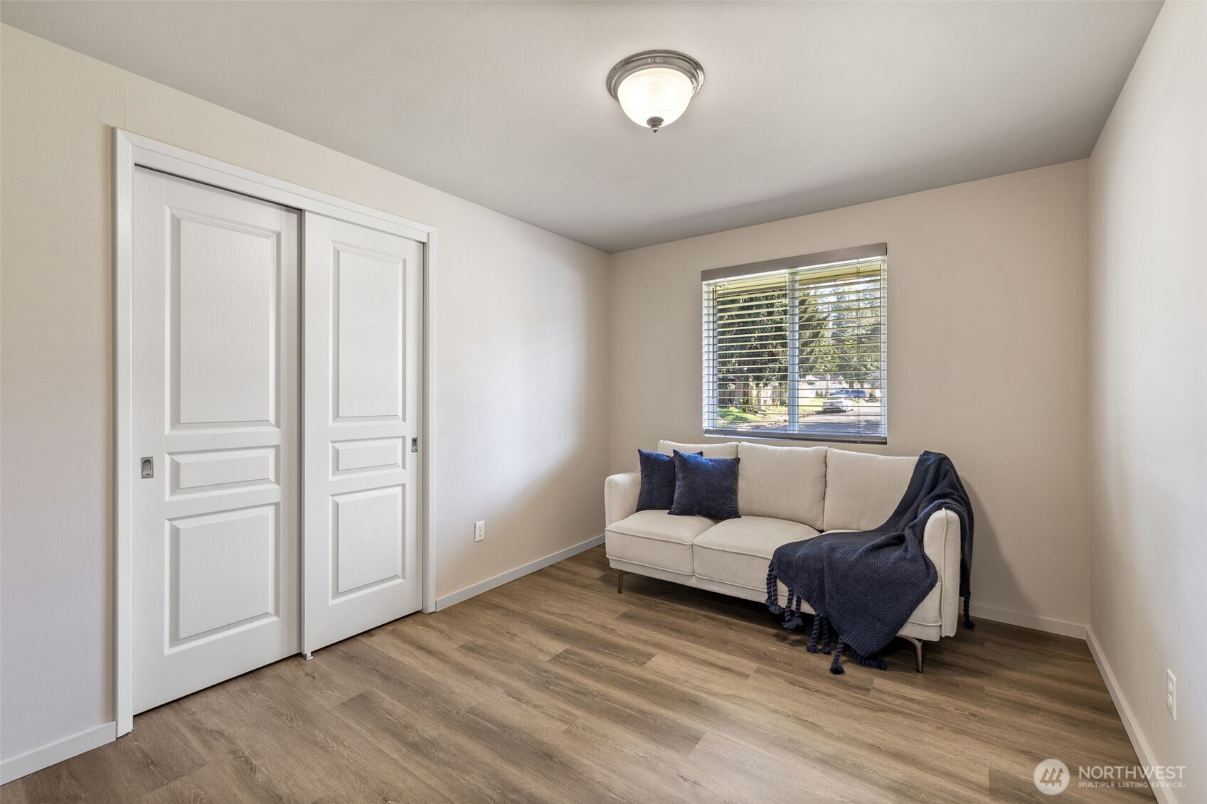 14225 104th Avenue NE, Kirkland, WA 98034-9406