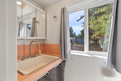14225 104th Avenue NE, Kirkland, WA 98034-9406 - Photo 28