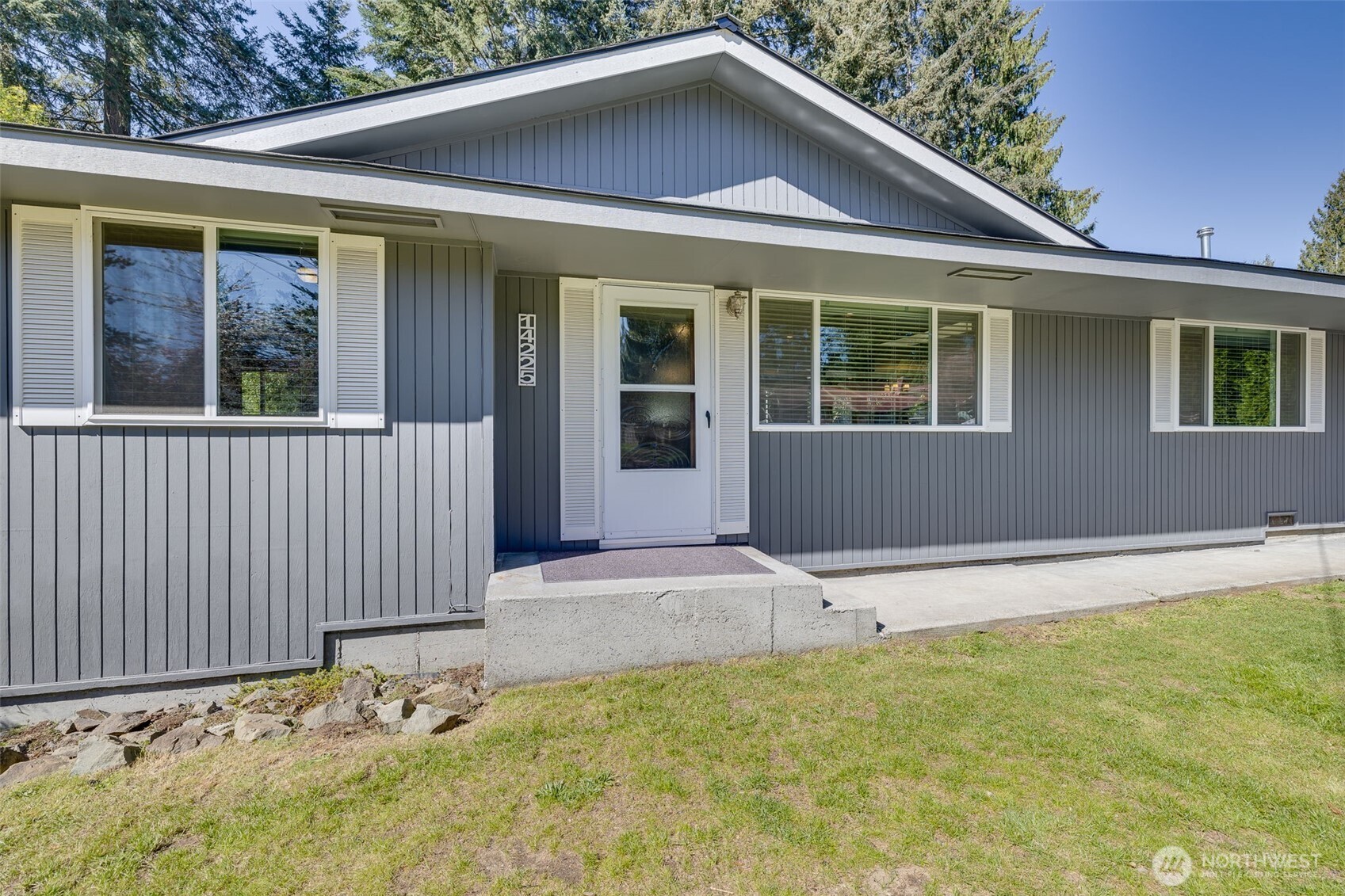 14225 104th Avenue NE, Kirkland, WA 98034-9406
